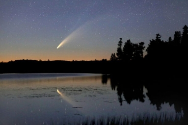 Comet Neowise Giving Stunning Night Time Show as it makes way into Solar System