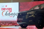 Mahindra XUV700 Ebony Edition features, Mahindra XUV700 Ebony Edition Indian sale, mahindra xuv700 ebony edition launched, Petrol