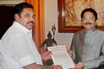 Palaniswami took oath as CM of Tamil Nadu, top stories, palaniswami sworn as cm of tamil nadu, Palaniswami