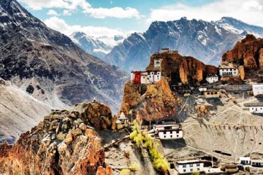 Breathtaking Places to Visit in India this June