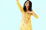 Salwar Kameez for Indian climate, Salwar Kameez breaking, why salwar kameez is the best outfit for summer, Indian culture