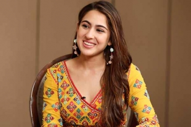 Sara Ali Khan Admits Her Past Relationship with Veer Pahariya Sara Ali Khan Admits Her Past Relationship with Veer Pahariya
