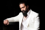 Toxic, Yash Toxic shooting updates, bollywood beauty to romance yash, Cinematic