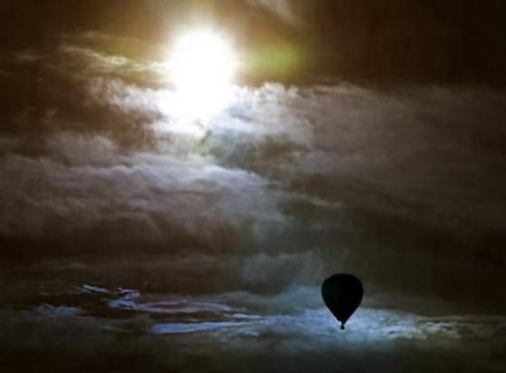 Peru hot air balloon crashes in sea