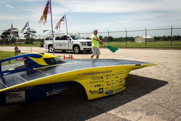University of Michigan&#039;s Solar Car wins its fifth straight national},{University of Michigan&#039;s Solar Car wins its fifth straight national