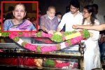 Indira Devi demise, Indira Devi pictures, mahesh babu s mother indira devi laid to rest, Superstar krishna Indira Devi demise, Indira Devi pictures, mahesh babu s mother indira devi laid to rest, Superstar krishna
