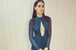 Nargis Fakhri navel show, Nargis Fakhri, nargis fakhri asked to pin up her dress, Uday chopra