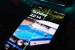 OnePlus Green-line Issue breaking, OnePlus Green-line Issue 2024, oneplus offers free lifetime warranty on all phones with green line issue, Oneplus smartphone