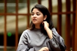 zaira wasim images, Zaira Wasim in bollywood, zaira wasim quits bollywood to focus on her faith islam, Dangal zaira wasim images, Zaira Wasim in bollywood, zaira wasim quits bollywood to focus on her faith islam, Dangal